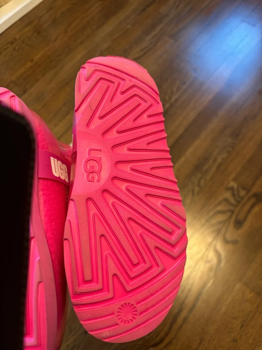 UGG Kids Classic Mini II Shearling Rain Boots Pink Size 3 Waterproof